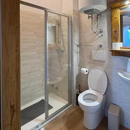 Burrino アパート